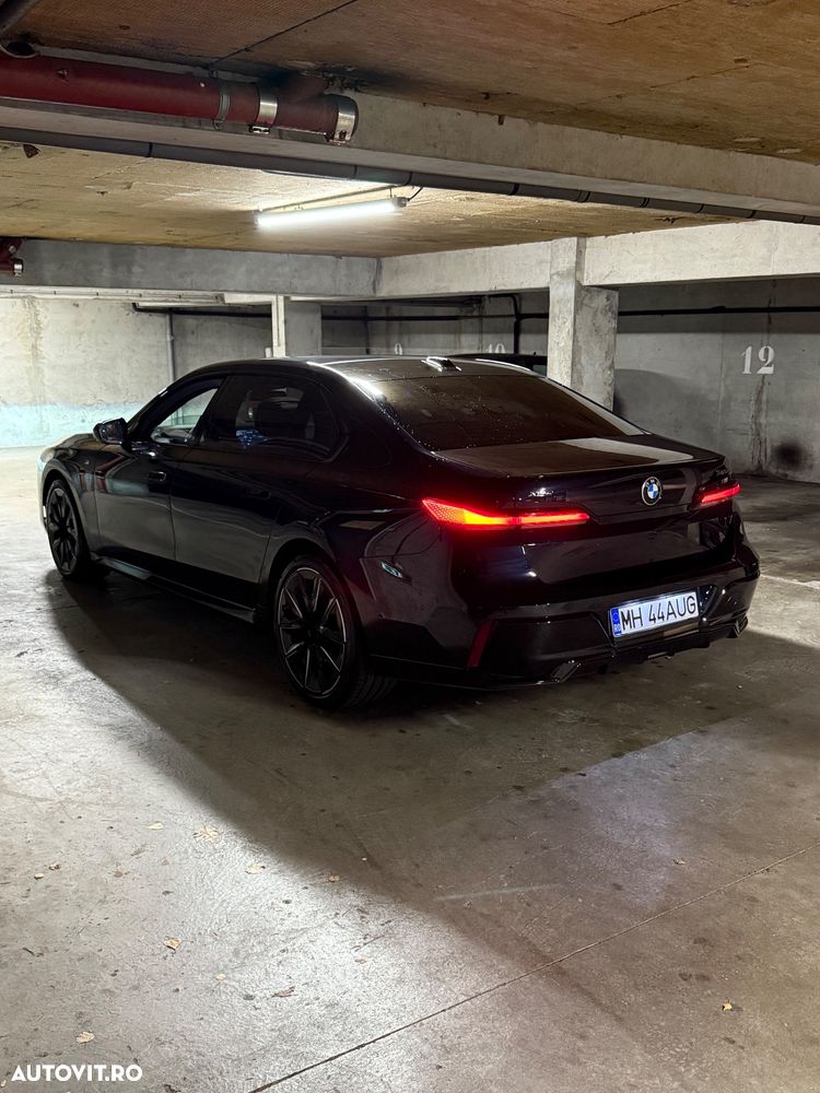 BMW Seria 7 - 10