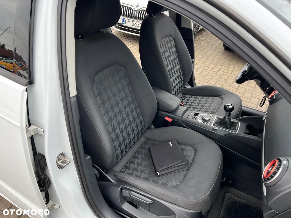 Audi A3 Sportback - 20