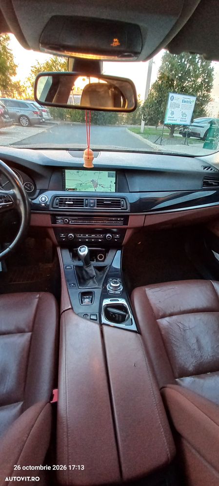 BMW Seria 5 520d - 8