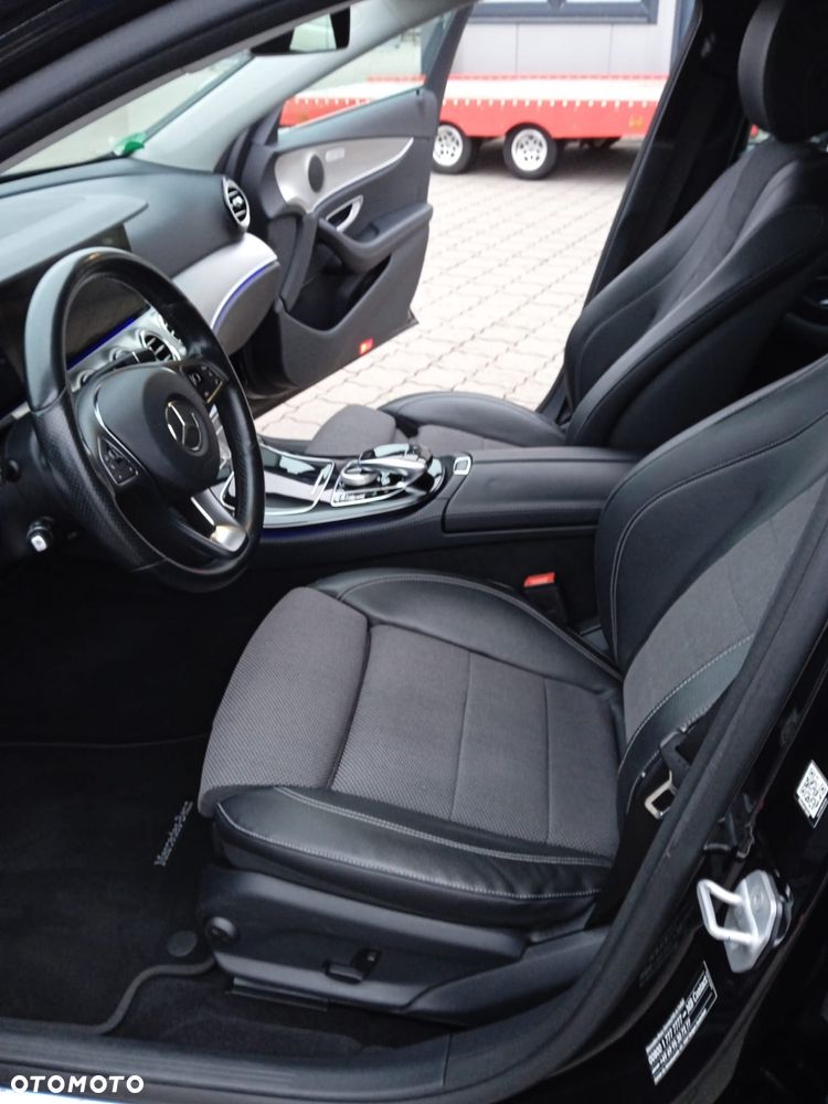 Mercedes-Benz Klasa E 220 d 9G-TRONIC Avantgarde - 16