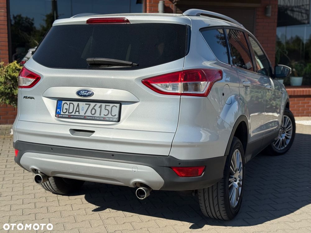 Ford Kuga 2.0 TDCi 2x4 Titanium - 13