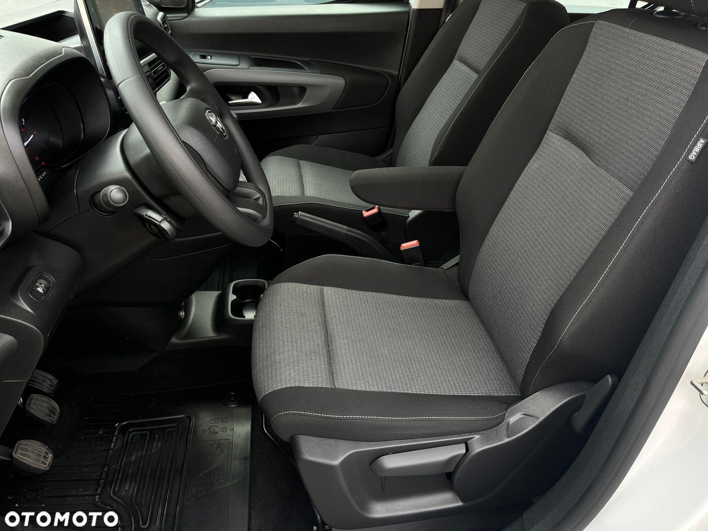 Toyota Proace City Verso 1.5 D-4D Business - 12