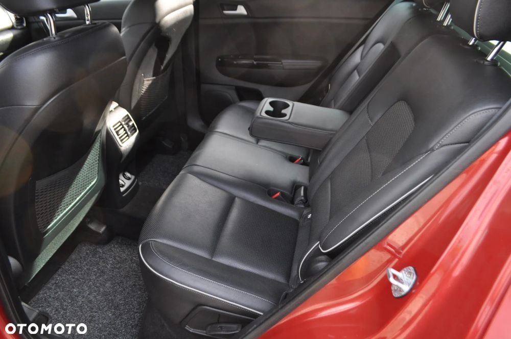 Kia Sportage 1.6 T-GDI AWD GT Line - 35