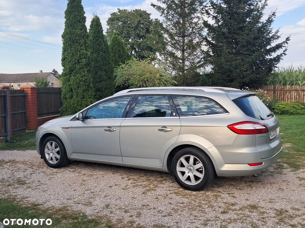 Ford Mondeo 2.0 TDCi Ghia - 9