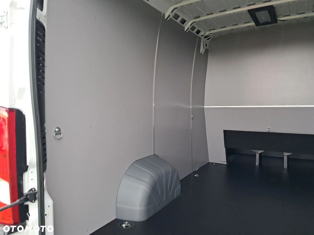 Toyota Proace MAX - 21