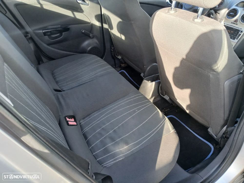 Opel Corsa 1.2 Enjoy - 18