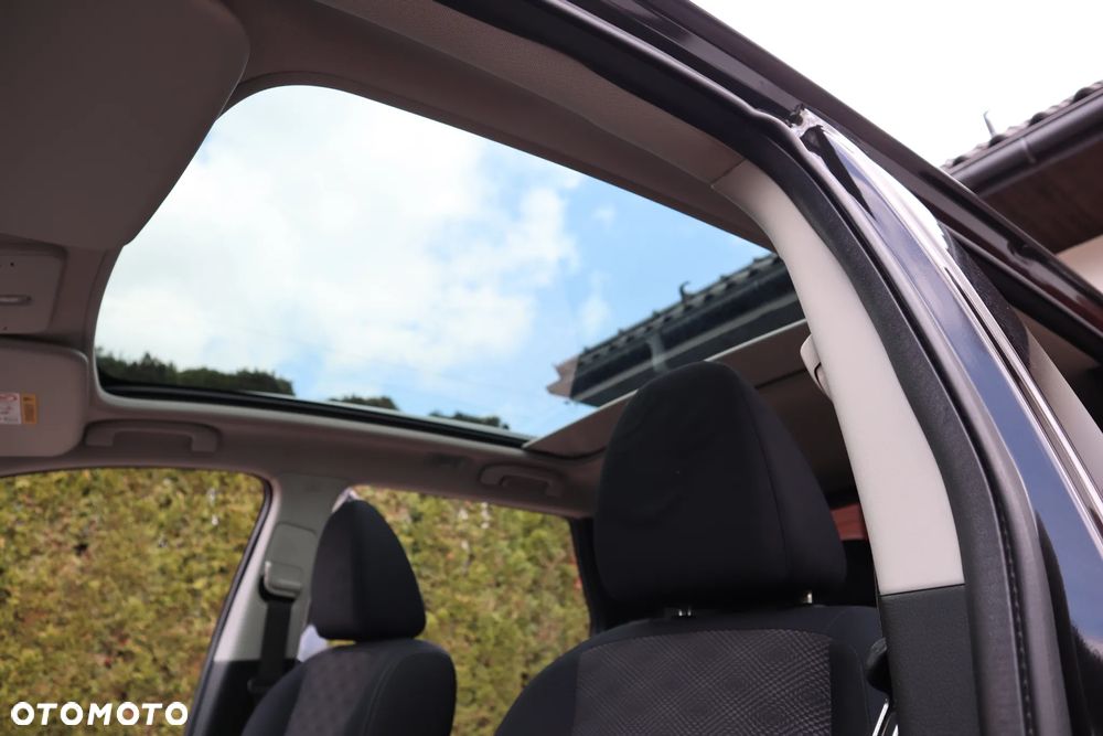 Nissan Qashqai 1.2 DIG-T N-Connecta - 24