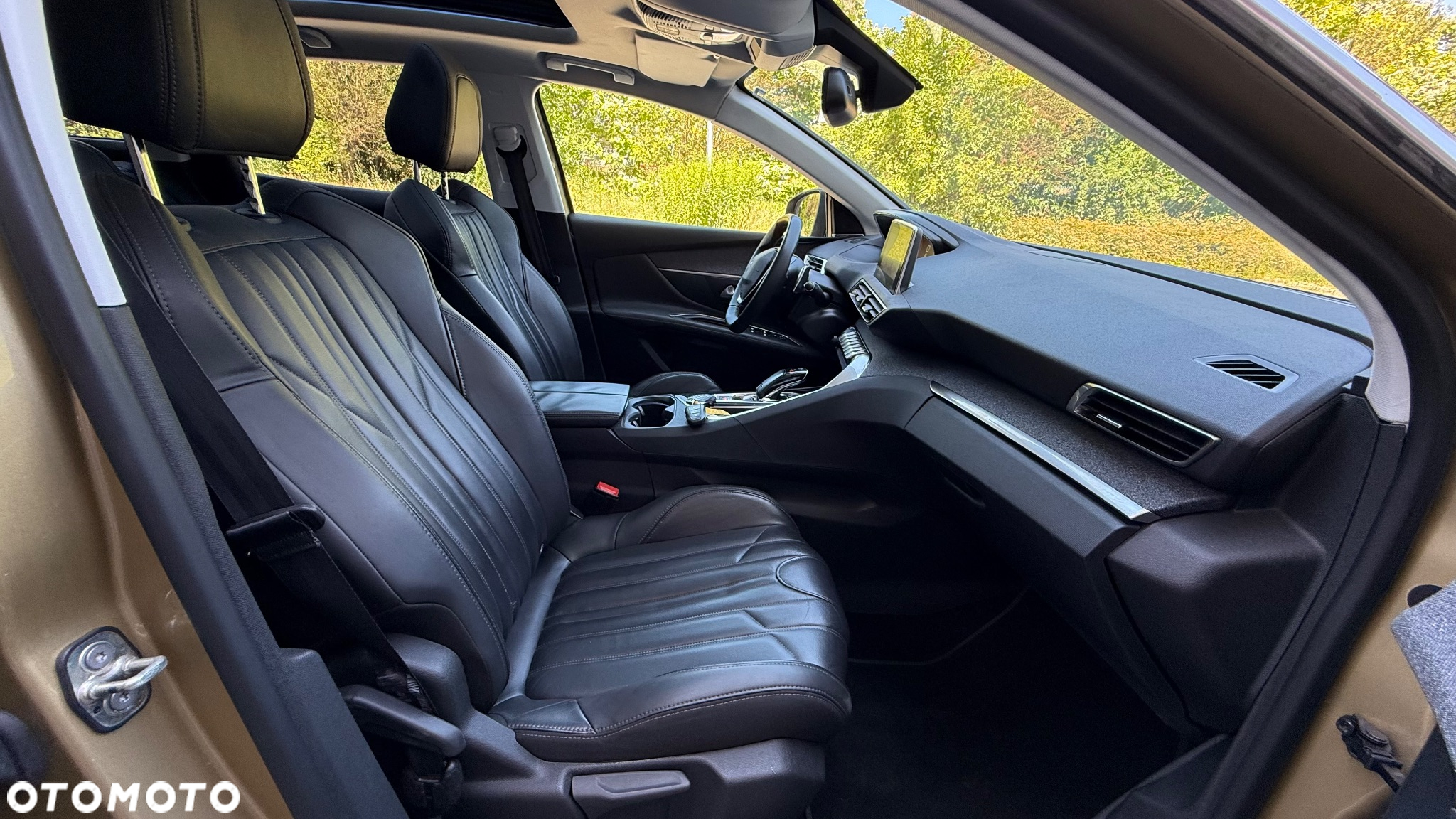 Peugeot 3008 1.6 BlueHDi Allure S&S EAT6 - 22