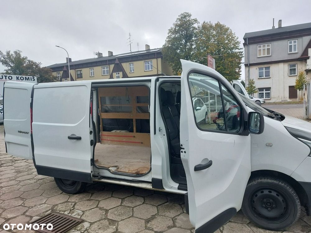 Renault Trafic - 17