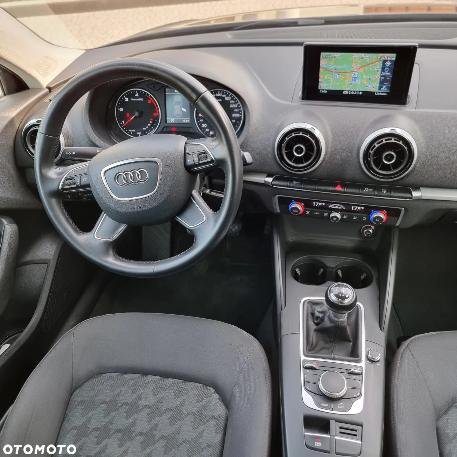 Audi A3 1.6 TDI Sportback ultra Attraction - 16