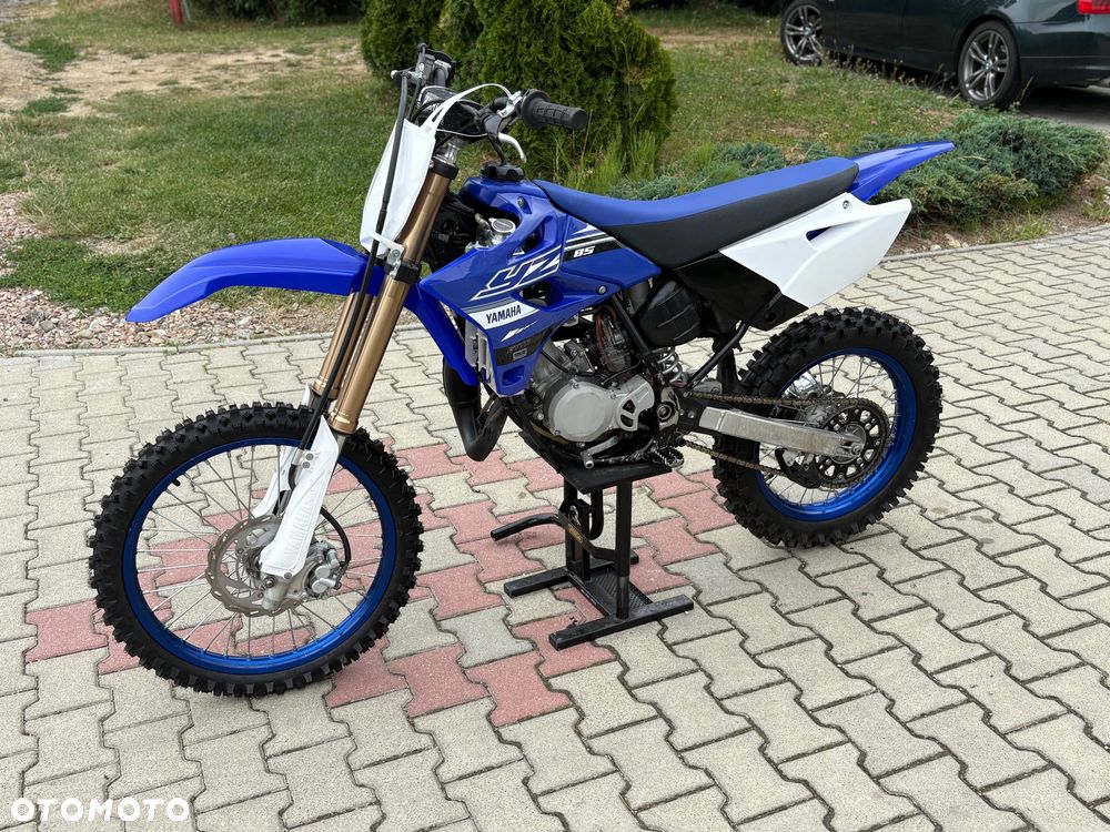 Yamaha YZ - 4