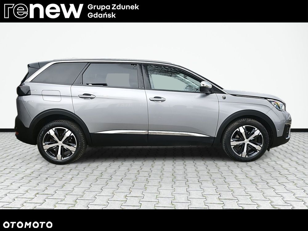 Peugeot 5008 - 5