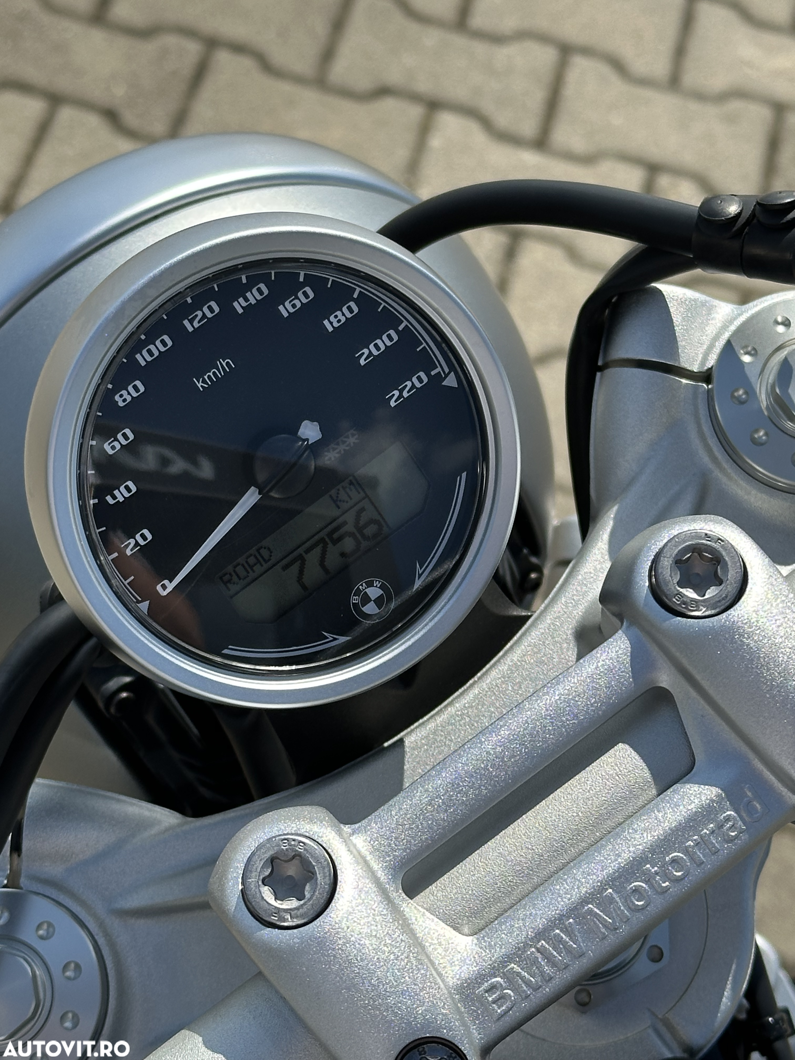 BMW R nineT Scrambler - 12
