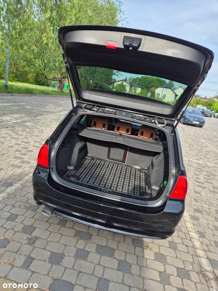 BMW Seria 3 320d xDrive DPF - 6