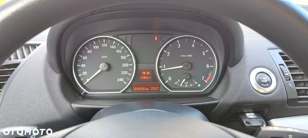 BMW Seria 1 116i - 6