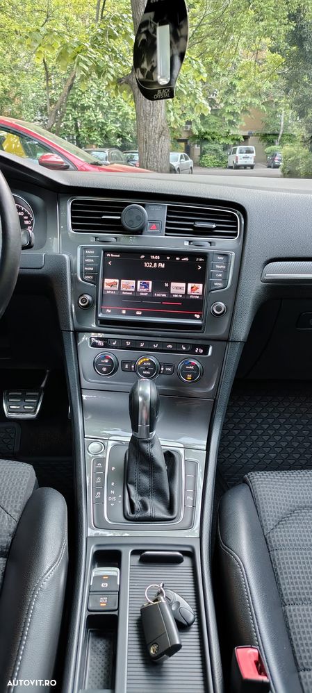 VOLKSWAGEN Golf 2015 — imagine 9