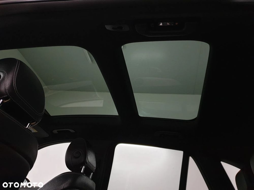 Mercedes-Benz GLC 300 de 4Matic 9G-TRONIC AMG Line Plus - 29