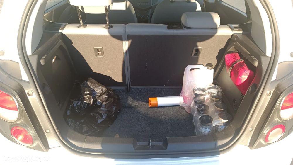 Chevrolet Aveo 1.2 LS - 8