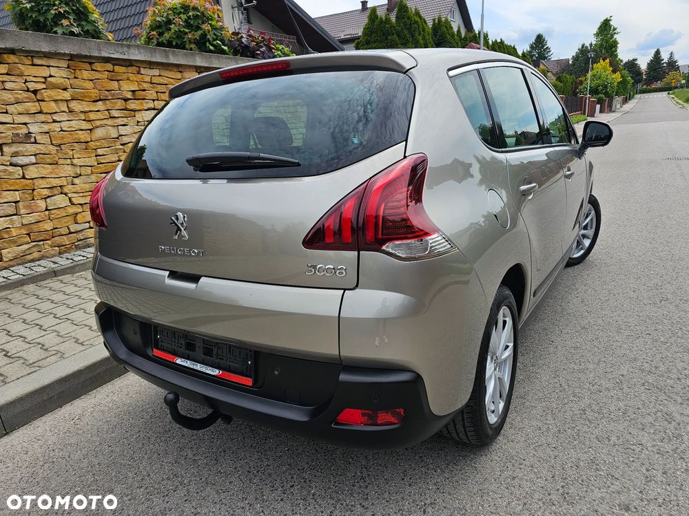 Peugeot 3008 1.6 BlueHDi Style S&S - 8