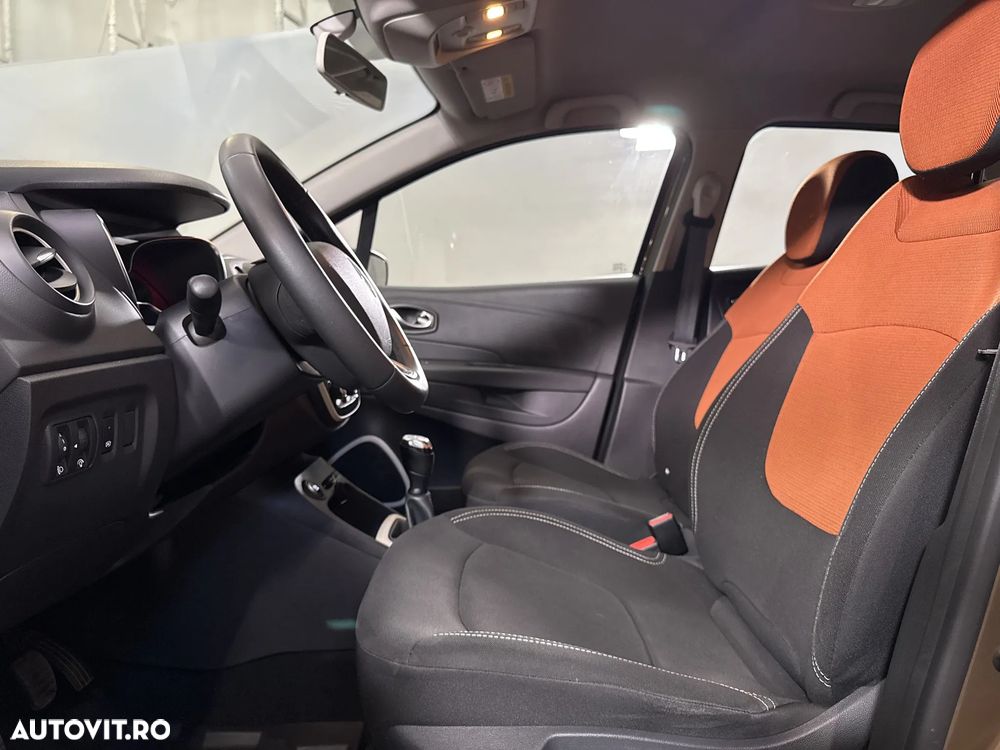 Renault Captur - 22