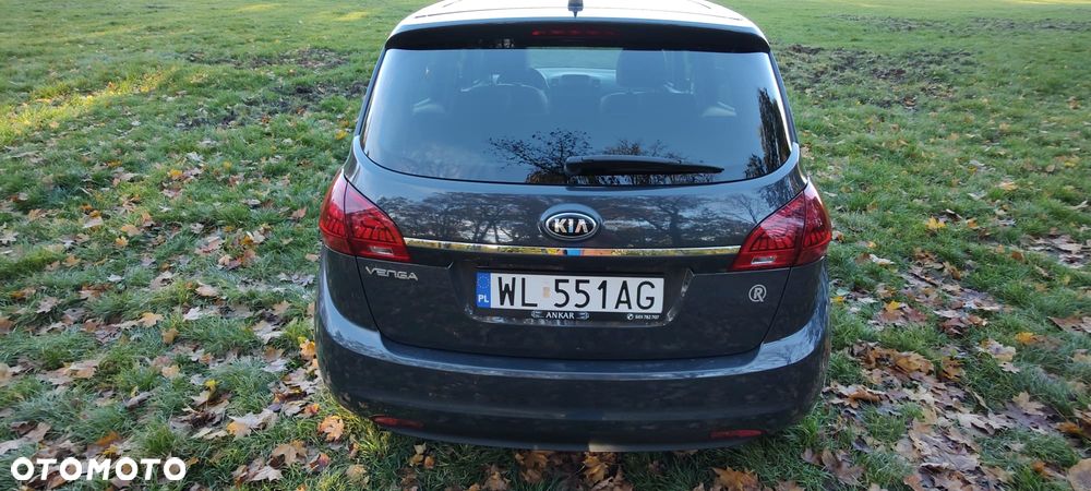 Kia Venga 2019 photo 4