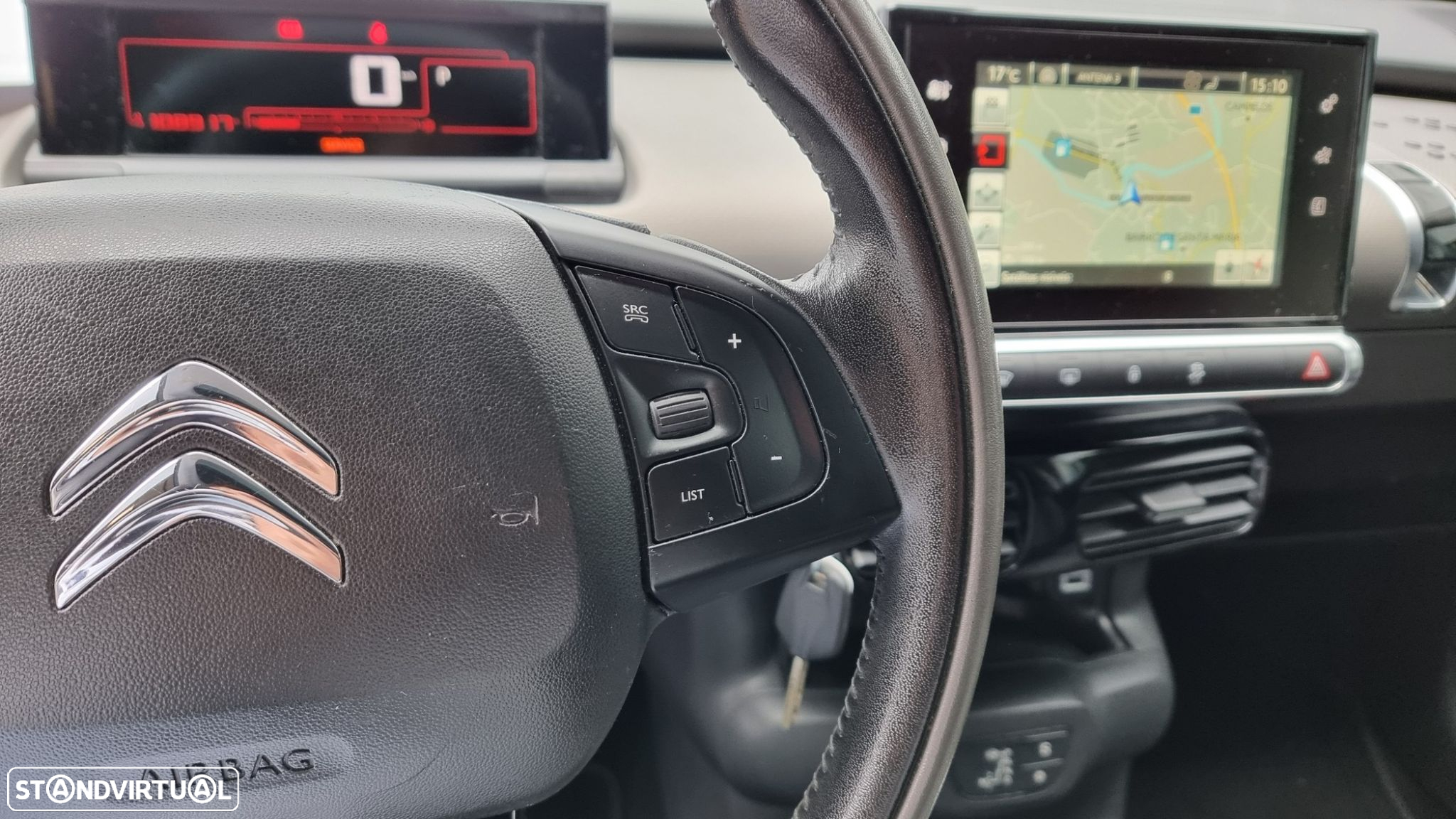 Citroën C4 Cactus 1.2 PureTech Shine EAT6 - 17
