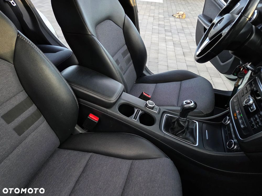 Mercedes-Benz GLA 180 CDI Edition 1 - 12