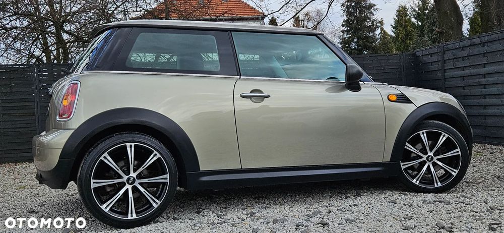 MINI ONE - 23