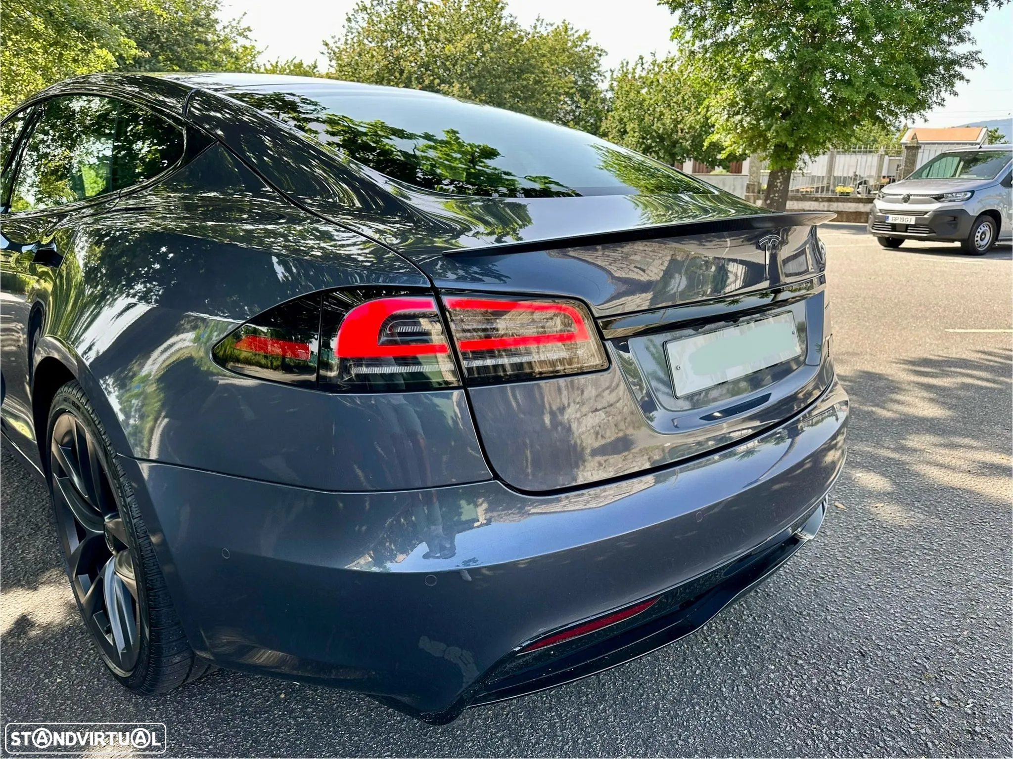 Tesla Model S Plaid AWD - 15