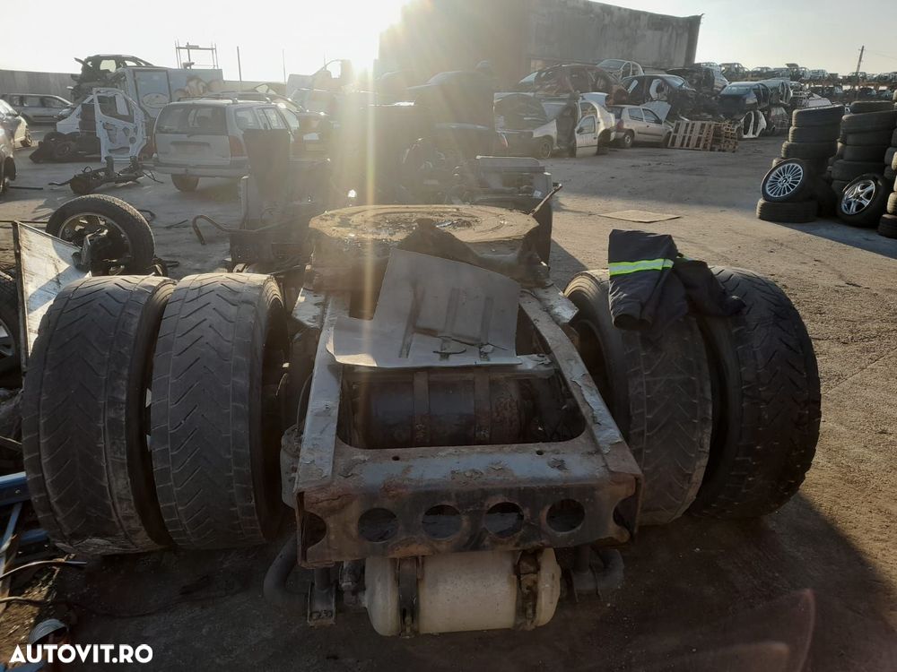 Suport carenaj stanga fata IVECO Stralis generatia [2002 - 2012] - 6