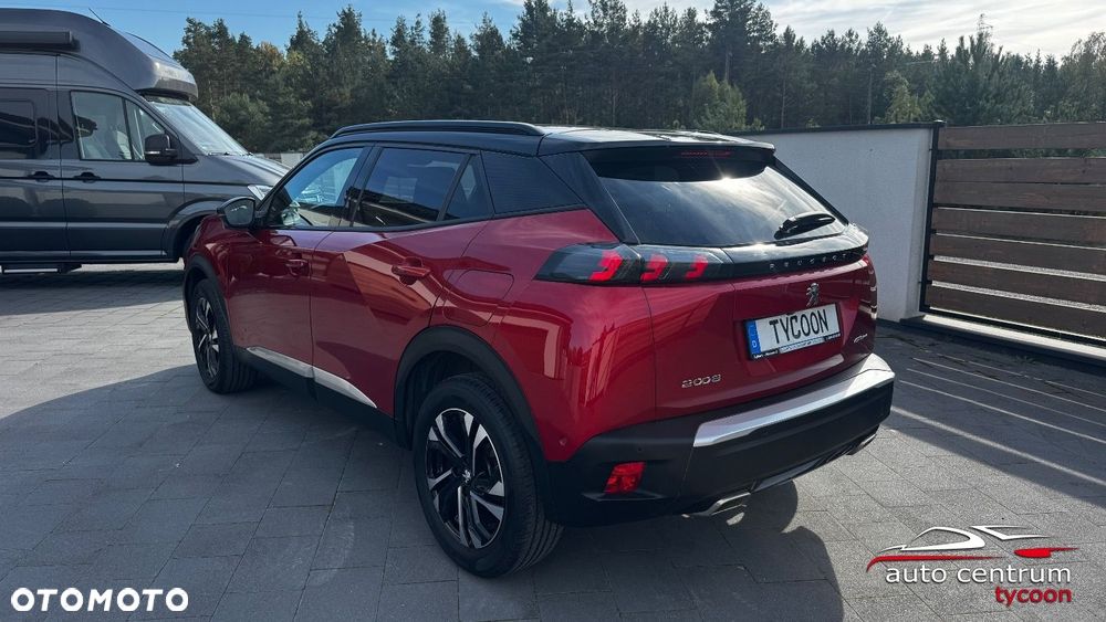 Peugeot 2008 - 8
