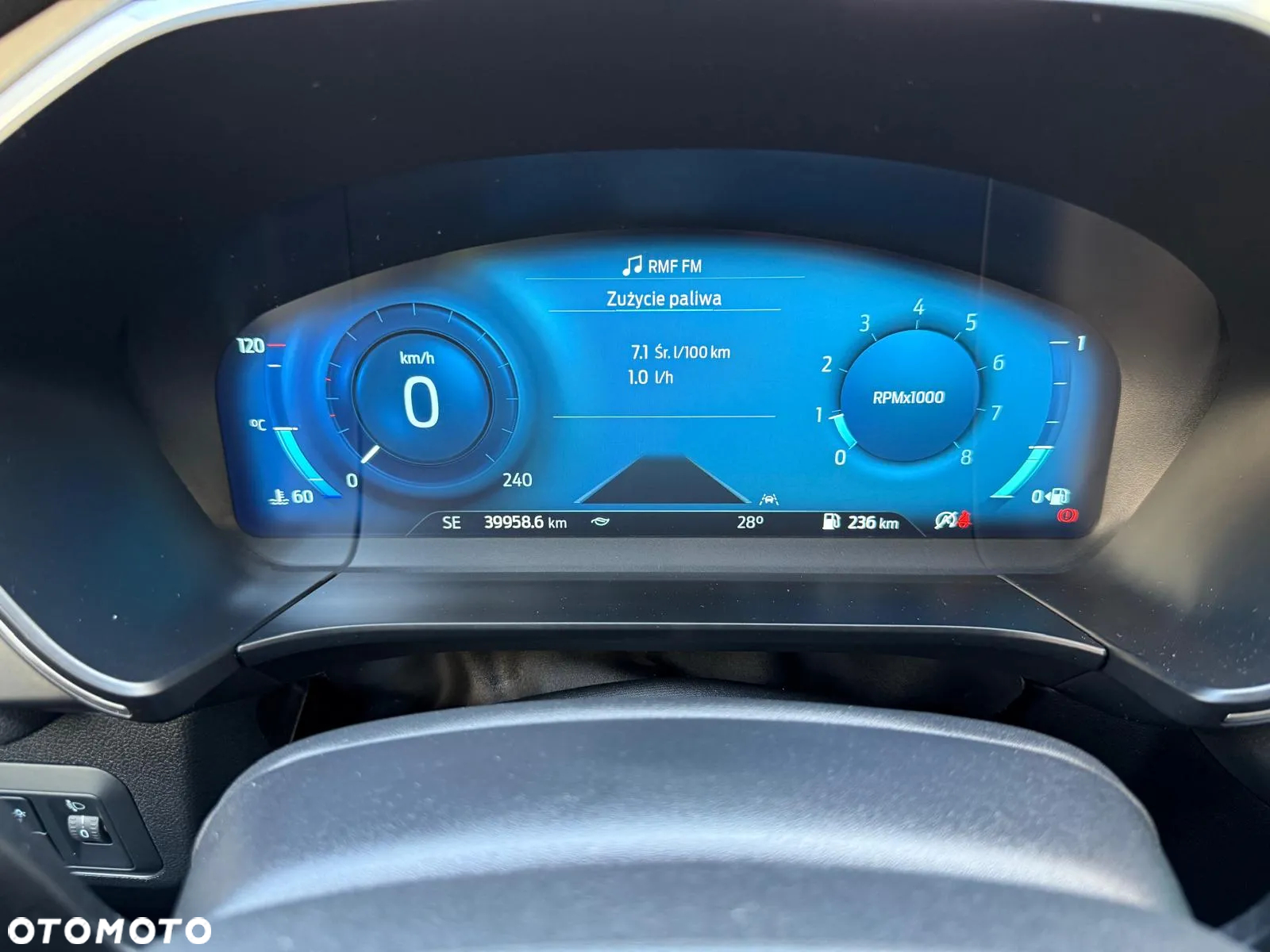 Ford Kuga 1.5 EcoBoost FWD Titanium - 19