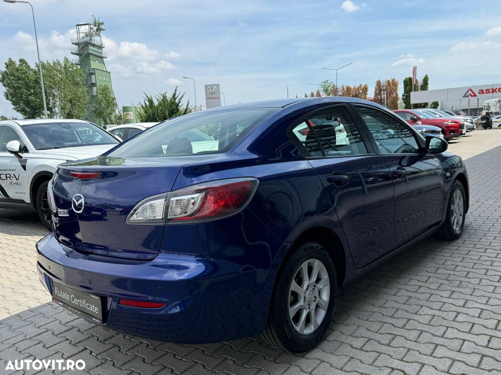 Mazda 3 - 9