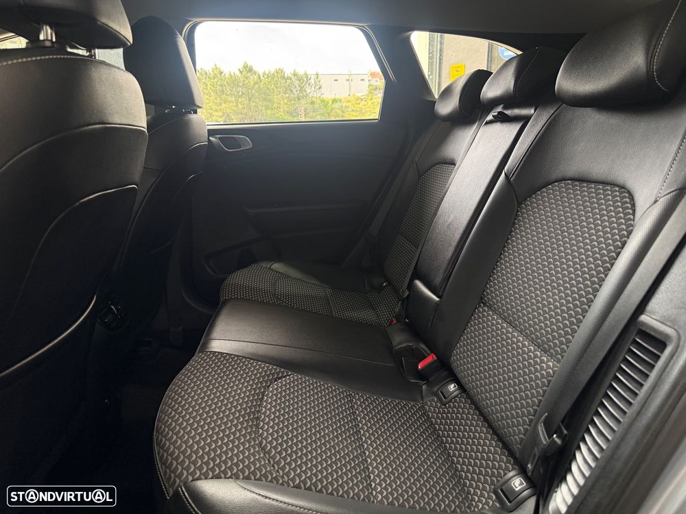 Kia Ceed SW 1.6 GDi PHEV Drive 6DCT - 29