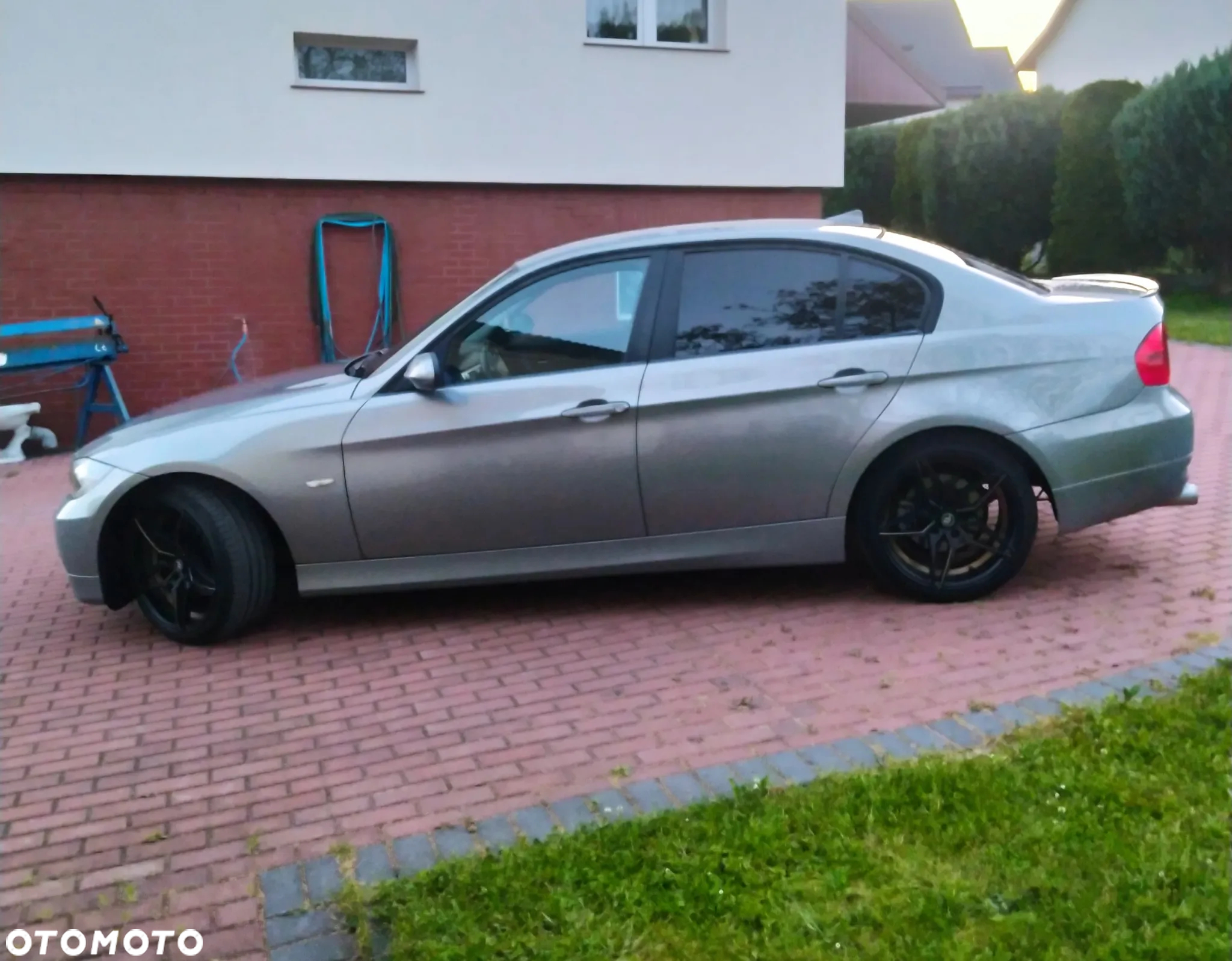 BMW Seria 3 318i - 8