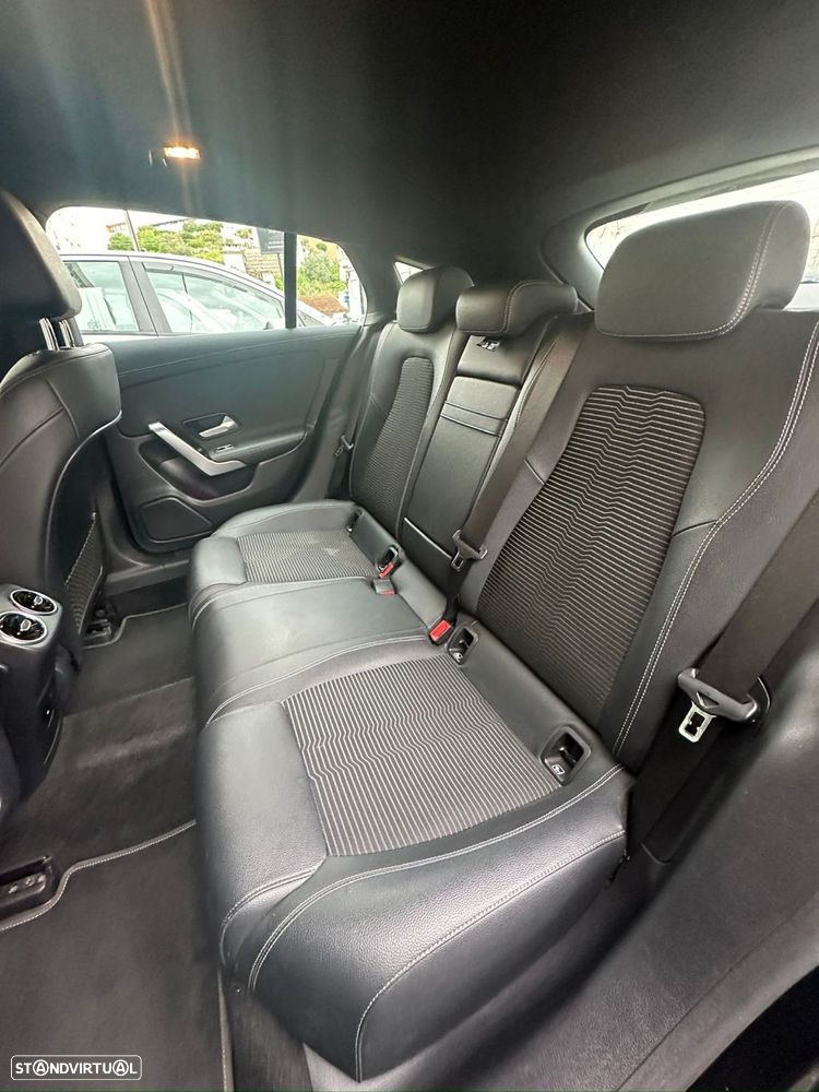 Mercedes-Benz CLA 200 - 11