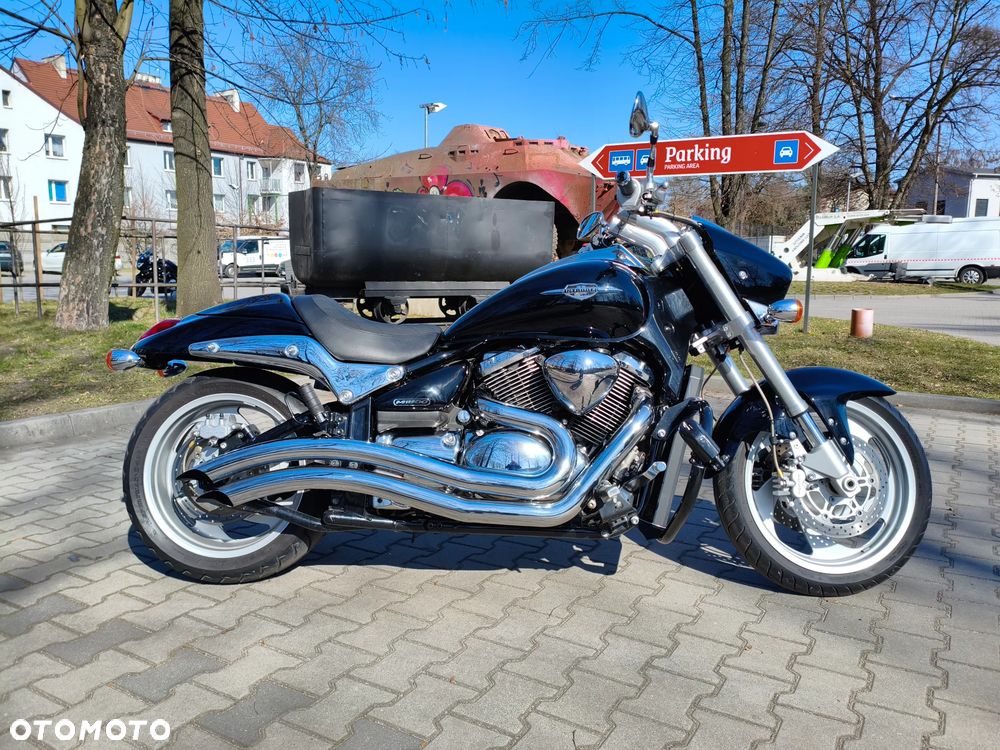 Suzuki Intruder - 2