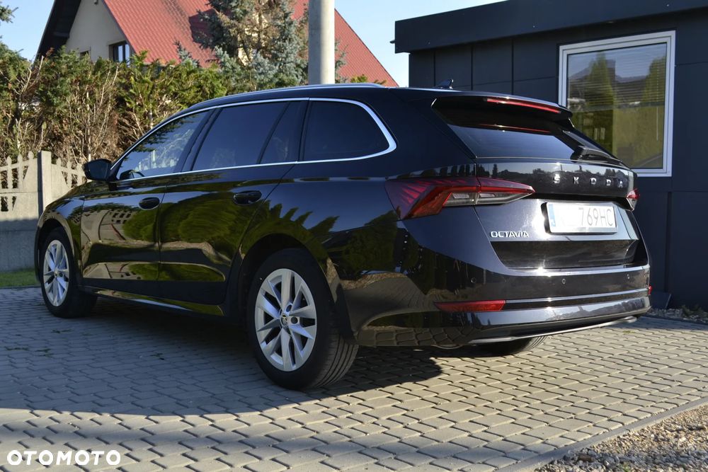 Skoda Octavia 2.0 TDI DSG Style - 21