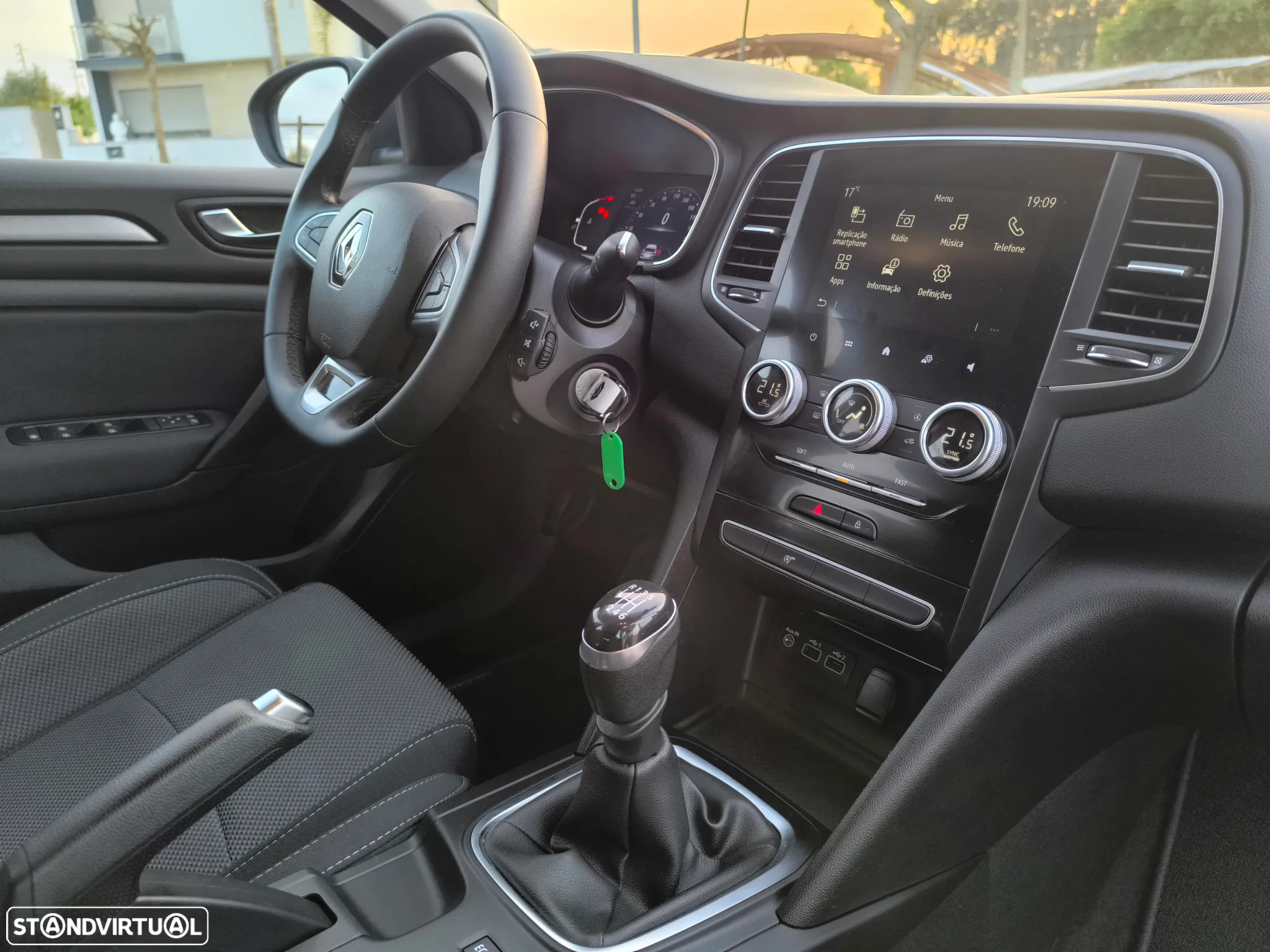Renault Mégane Sport Tourer 1.5 Blue dCi Equilibre - 27