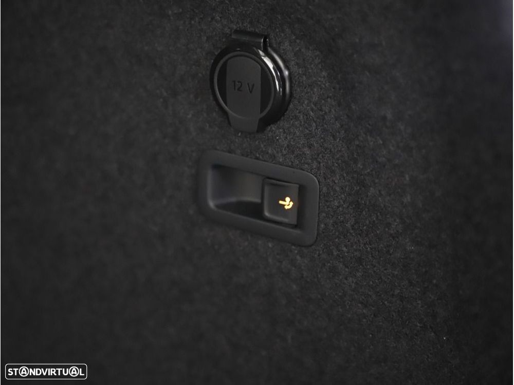 VW Golf Variant 1.5 eTSI Life DSG - 25