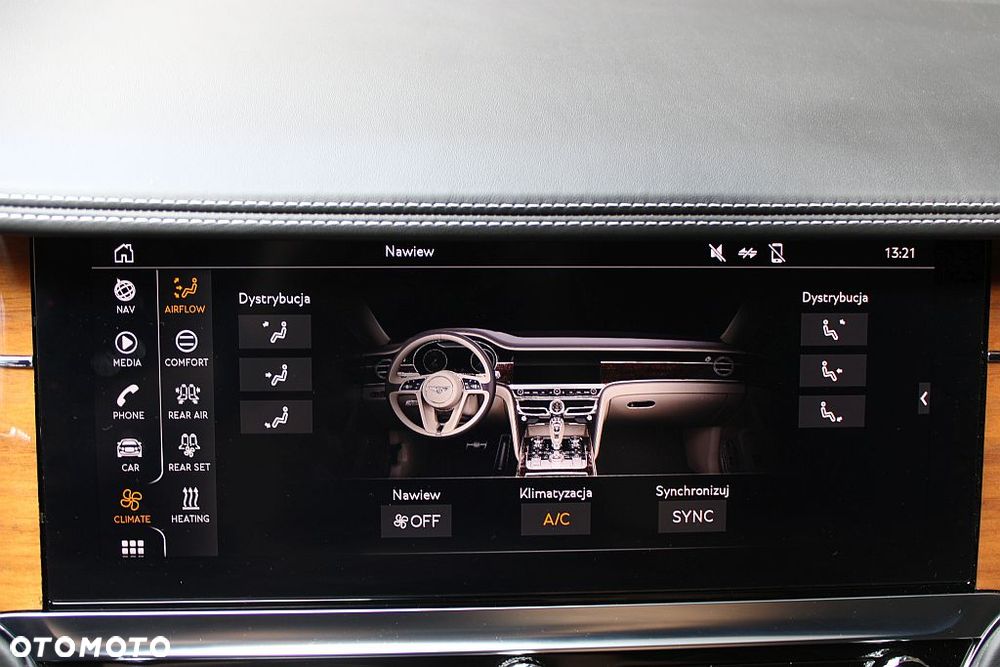 Bentley Flying Spur - 32