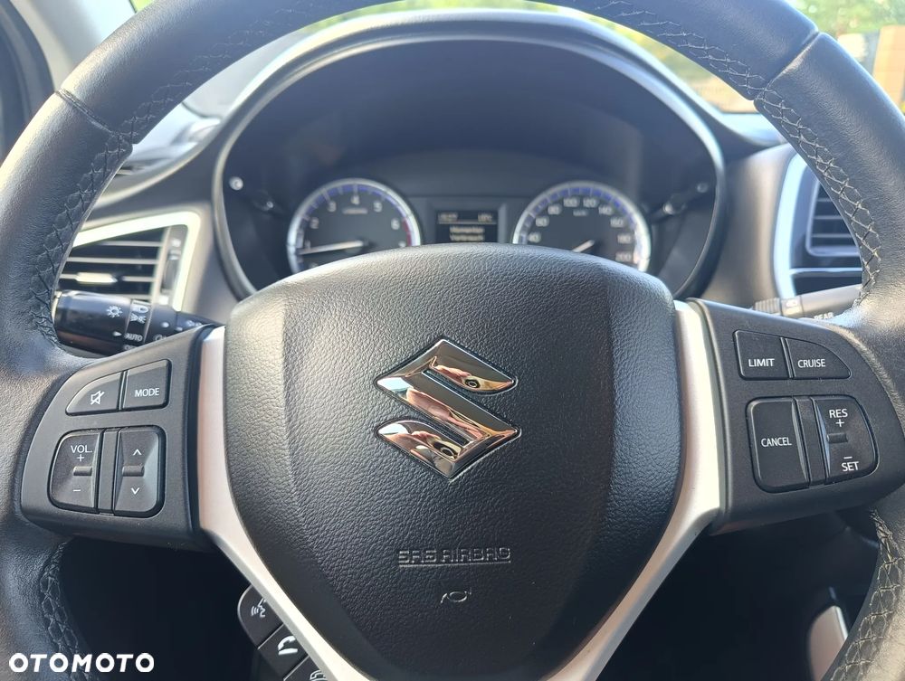 Suzuki SX4 S-Cross 1.4 T Premium - 28