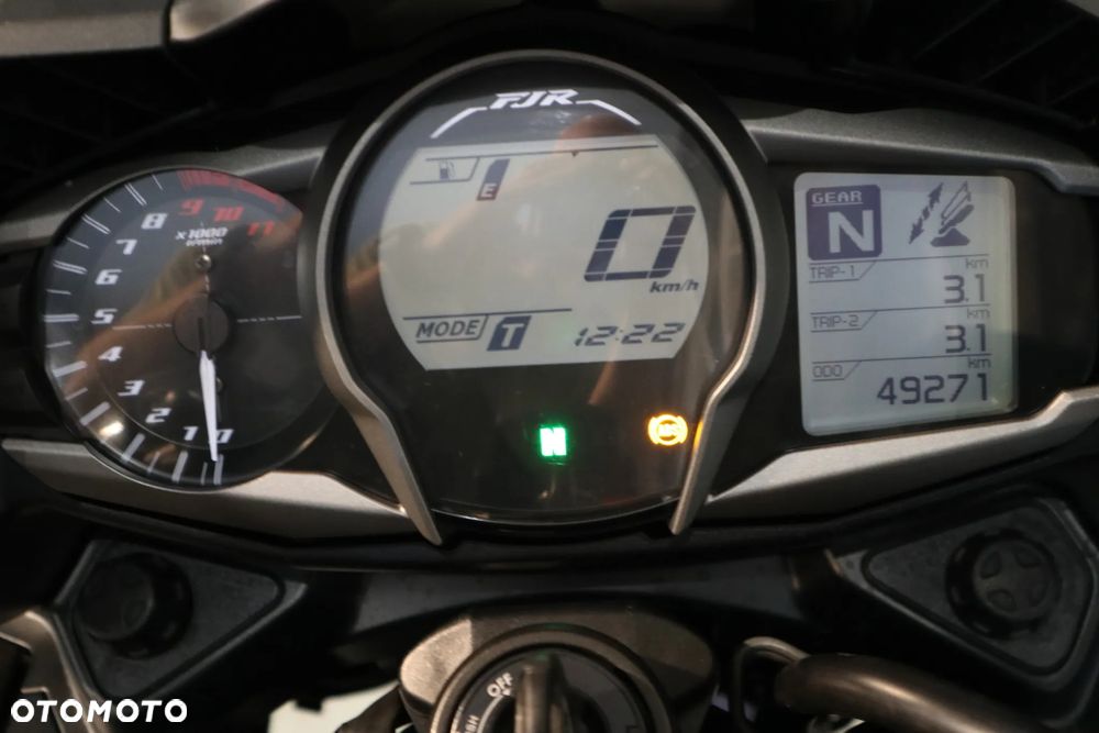 Yamaha FJR - 15