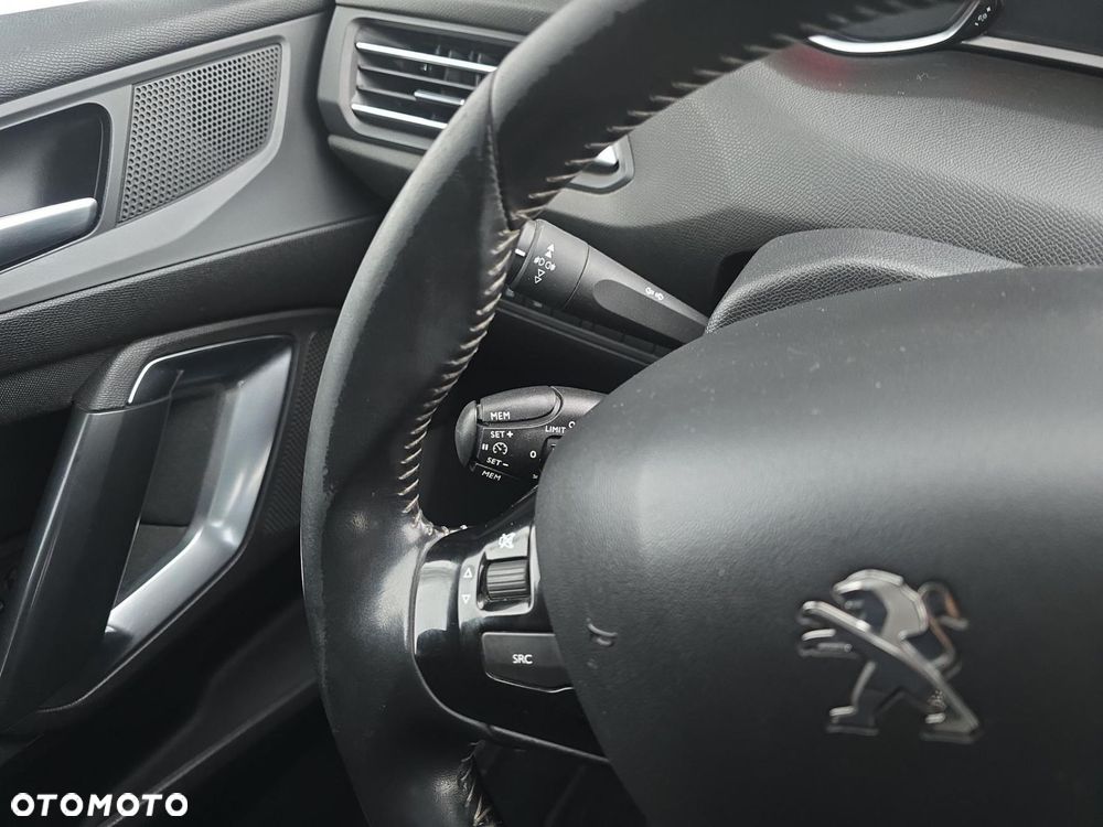 Peugeot 308 1.6 BlueHDi Access S&S - 12