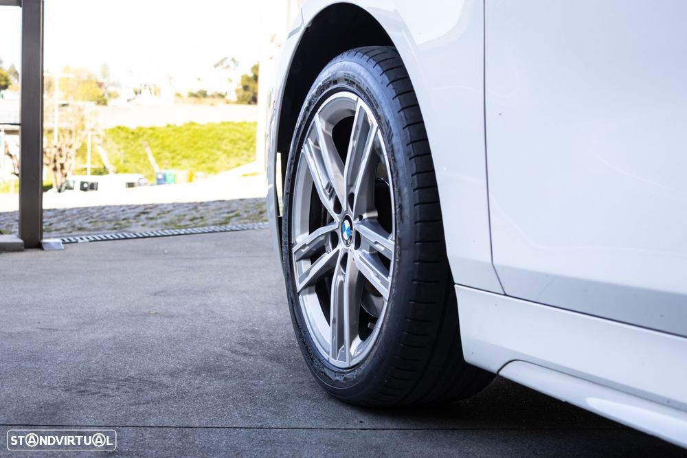 BMW 116 d Pack Desportivo M Auto - 9