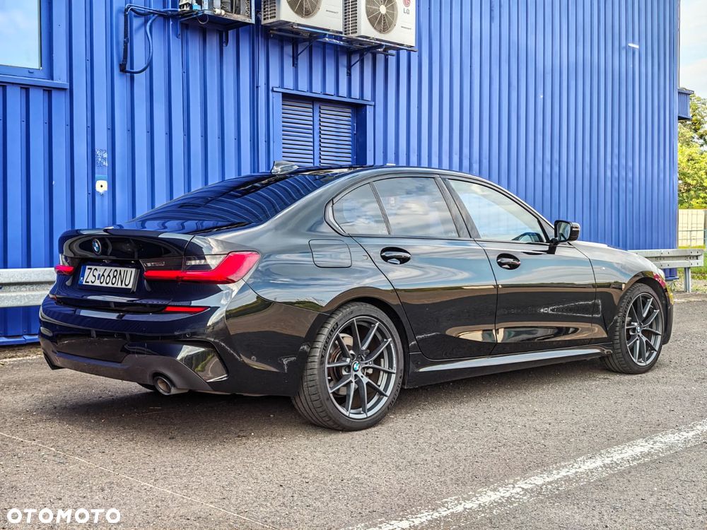 BMW Seria 3 320d M Sport - 2