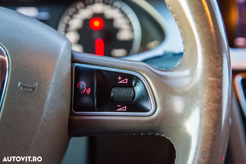 Audi A4 2.0 TDI Multitronic - 24