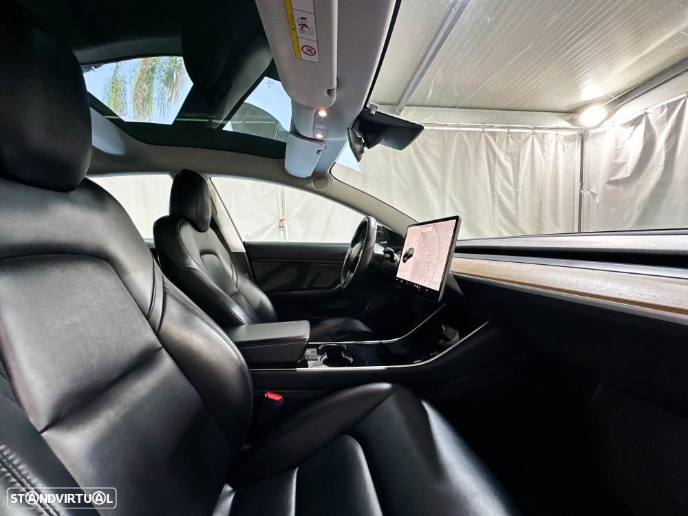 Tesla Model 3 Long Range Tração Integral - 32