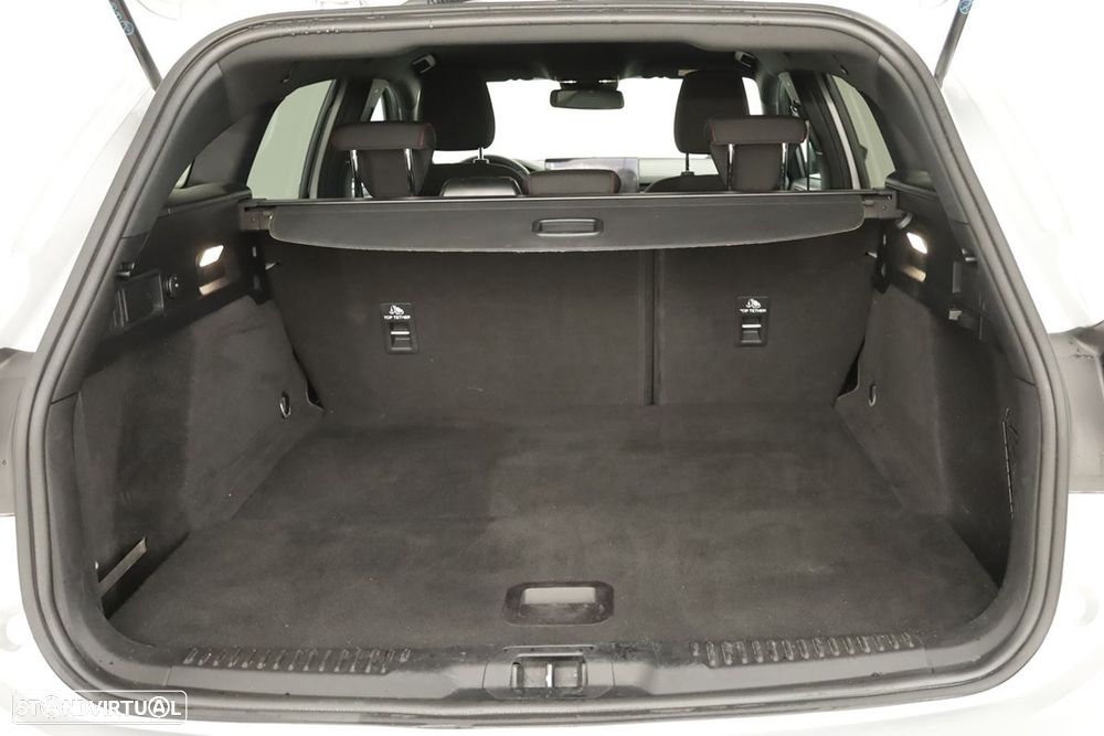 Ford Focus SW 1.0 EcoBoost MHEV ST-Line Aut. - 23