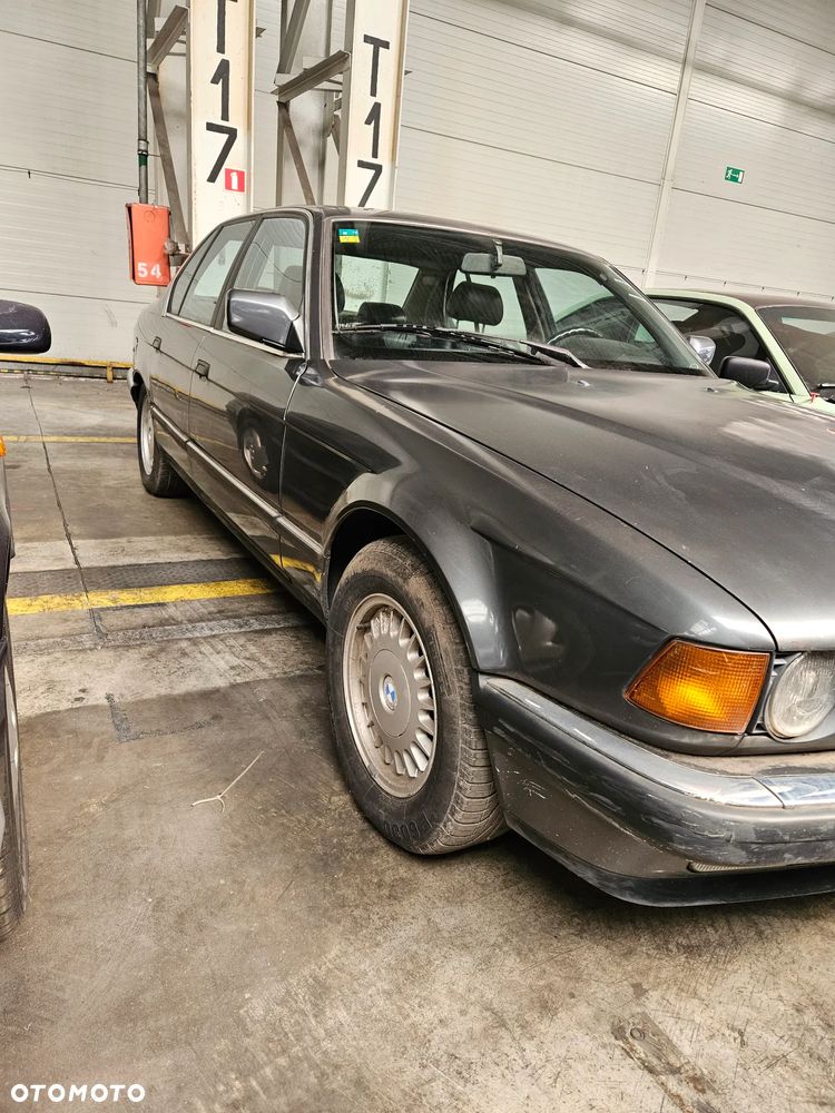 BMW Seria 7 - 1